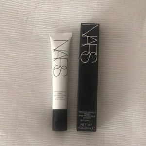 Nars smooth & protect primer